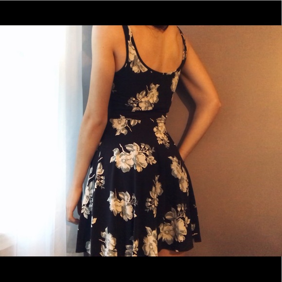 Black w/ Floral Pattern Fit and Flare Dress - Picture 3 of 3